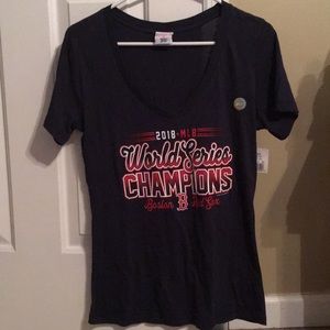 Women’s Red Sox V-neck T-shirt